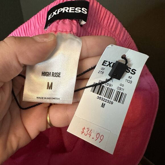 NWT Hot Pink Express Pull On High Rise Shorts M Medium Cotton Blend - Picture 5 of 6